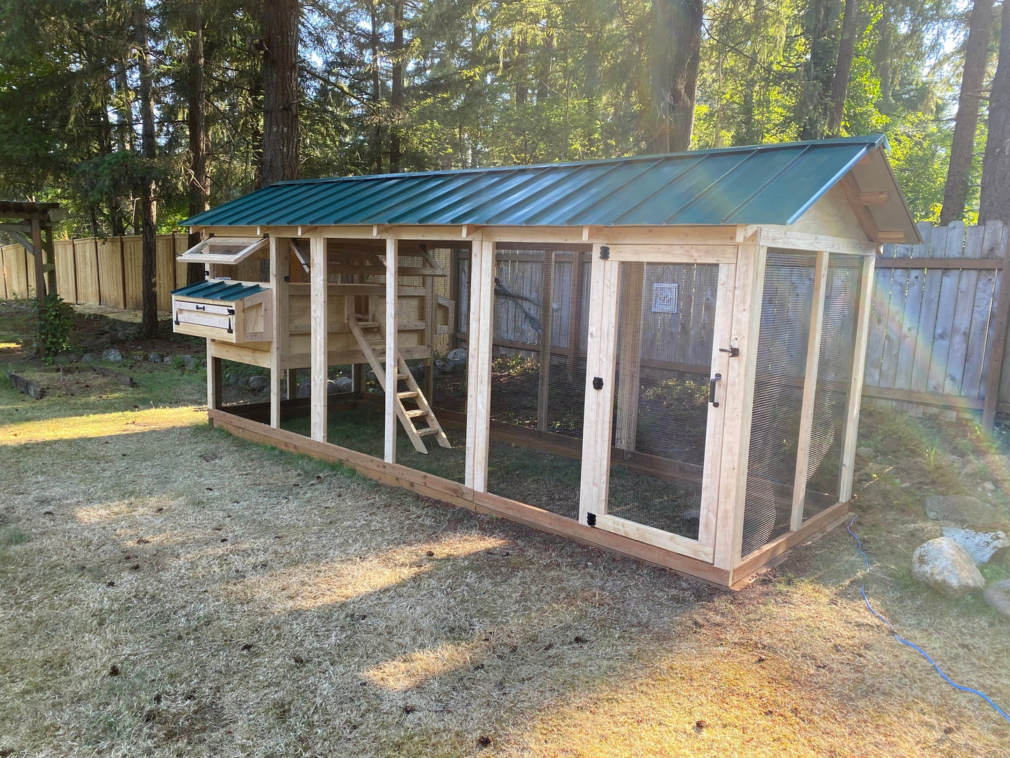 Walk-In Chicken Coop- 6′x12′x7.5′